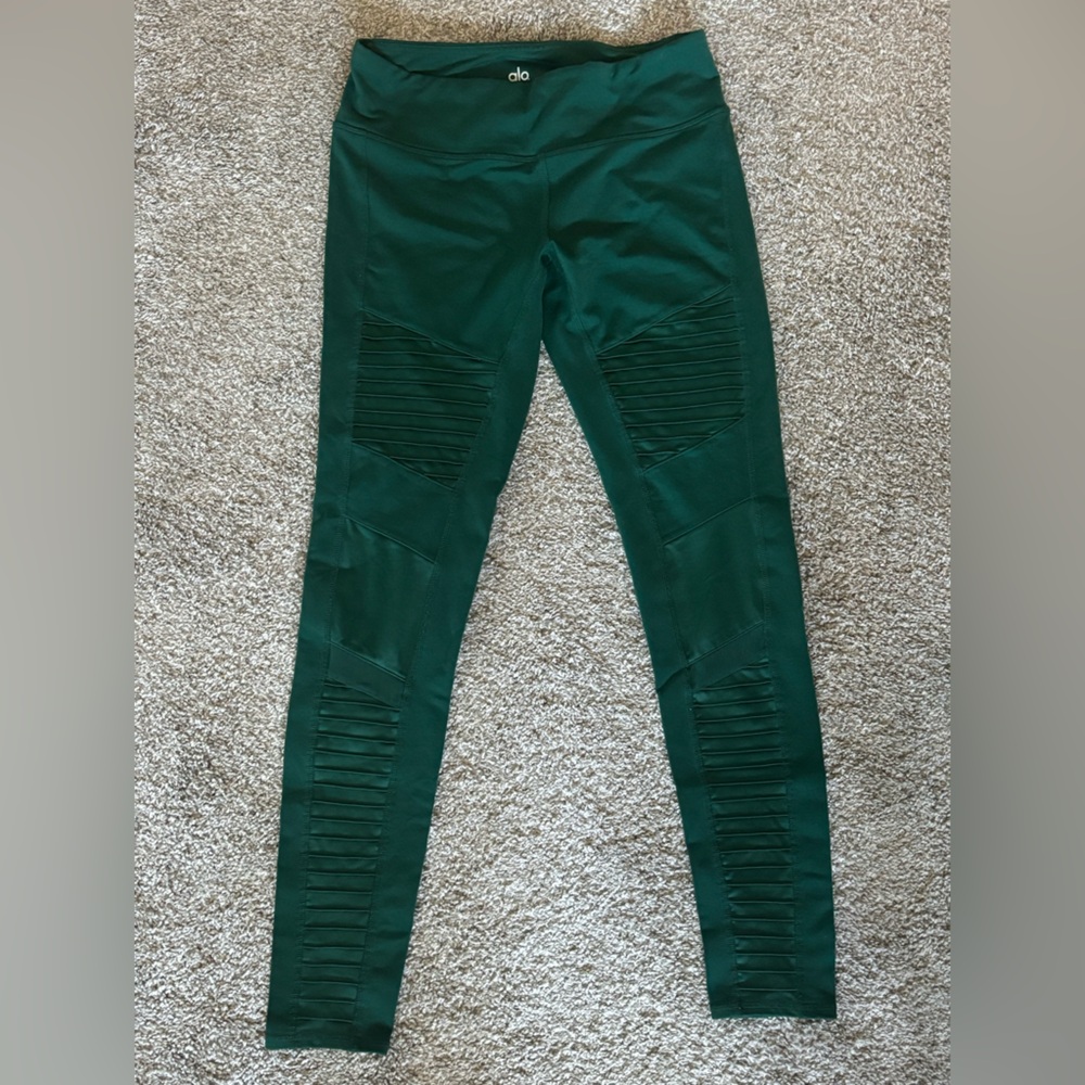 Alo Leggings